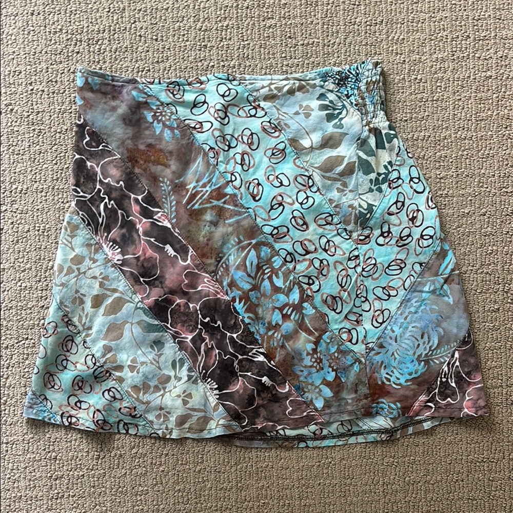 Y2K vintage patterned mini skirt